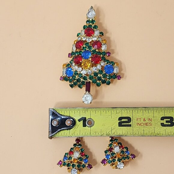 Vintage Warner Christmas Tree Rhinestone Brooch & Clip Earrings Set - Picture 7 of 8